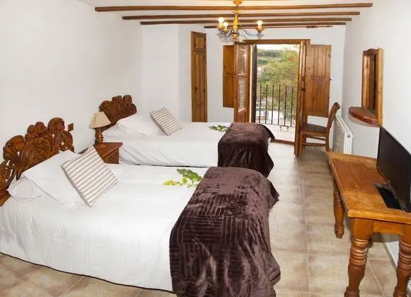 Tek Büyük veya İki Ayrı Yataklı Oda