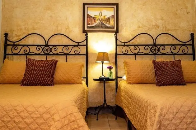 Standard Tek Büyük Yataklı Oda