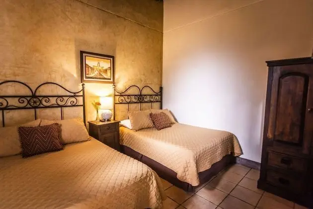 Standard Tek Büyük Yataklı Oda