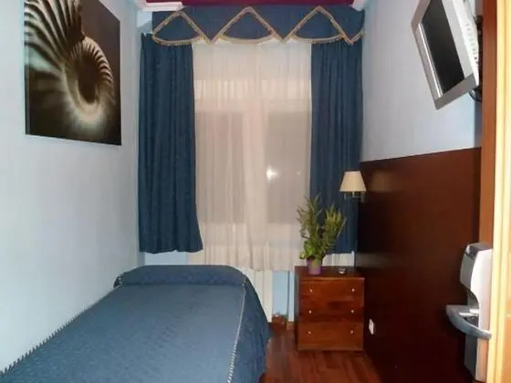 Tek Kişilik Oda