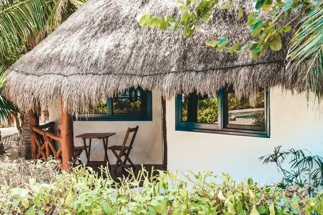 Bungalow, 1 King Bed, Garden View