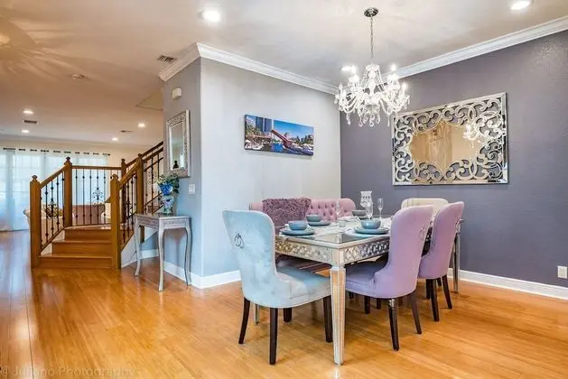 Luxury Sıra Ev, 3 Yatak Odası, Sıcak Su Havuzu, Bahçe Manzaralı