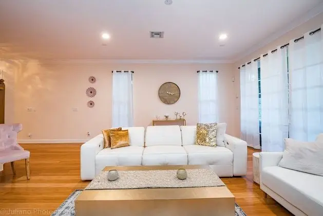 Luxury Sıra Ev, 3 Yatak Odası, Sıcak Su Havuzu, Bahçe Manzaralı