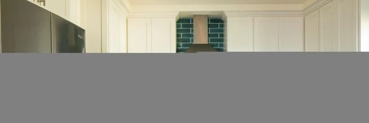 Ev