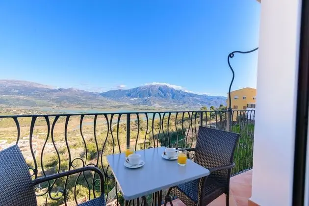 Family Dört Kişilik Oda