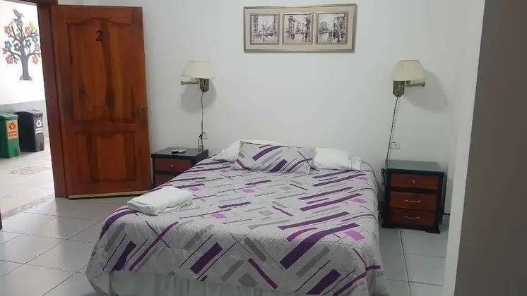 Oda, 1 En Büyük (King) Boy Yatak, Engellilere Uygun, Sigara İçilmez