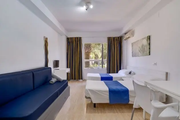 Stüdyo, Havuz Manzaralı (2+2)