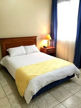 Üç Kişilik Oda
