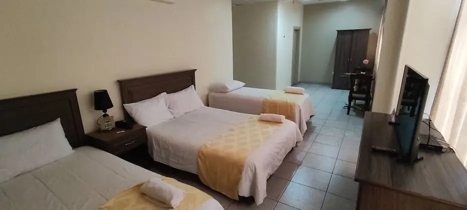 Üç Kişilik Oda