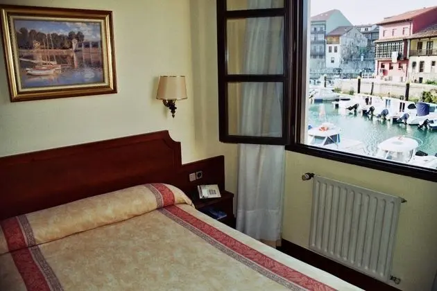 Standard Tek Kişilik Oda, Liman Manzaralı