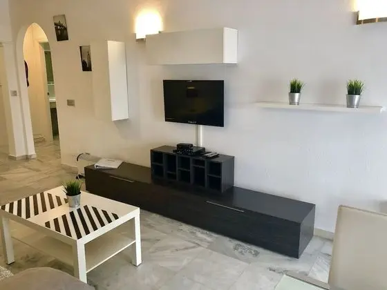 Apart Daire, 2 Yatak Odası, Teras, Bahçe Manzaralı