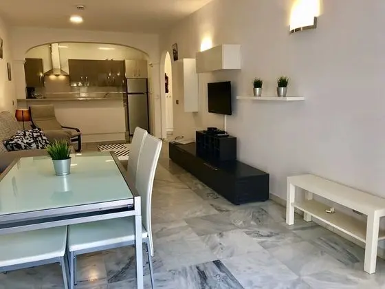 Apart Daire, 2 Yatak Odası, Teras, Bahçe Manzaralı