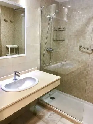 Family Apart Daire, 1 Yatak Odası, Teras, Havuz Manzaralı (4 pax)