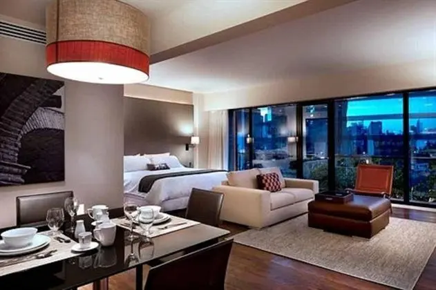 Master Suite, 1 King Bed