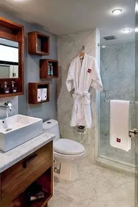 Master Suite 2 Double Beds