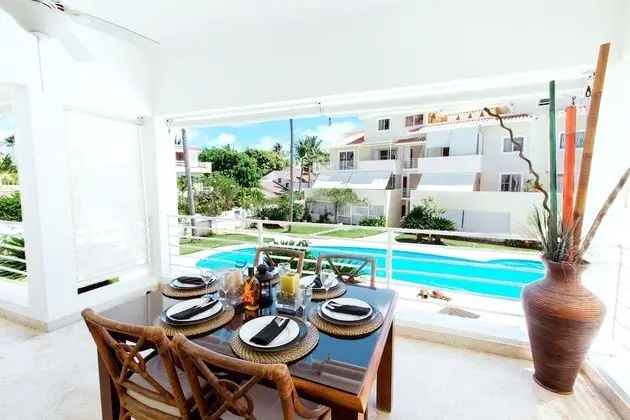 Deluxe Apart Daire, 2 Yatak Odası, Havuz Manzaralı, Havuz Kenarı