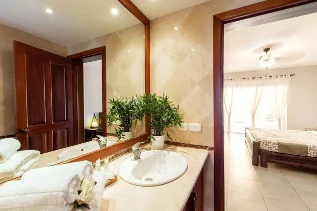 Deluxe Apart Daire, 2 Yatak Odası, Havuz Manzaralı, Havuz Kenarı