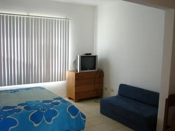 Las Torres Studio No 09