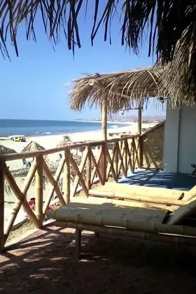 Tek Büyük Yataklı Oda, Teras, Plaj Manzaralı