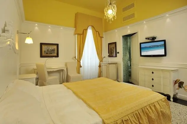 Üç Kişilik Oda, Park Manzaralı