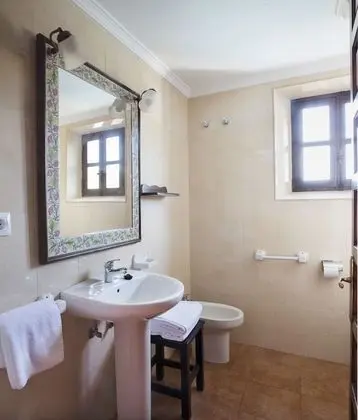 Tek Büyük veya İki Ayrı Yataklı Oda