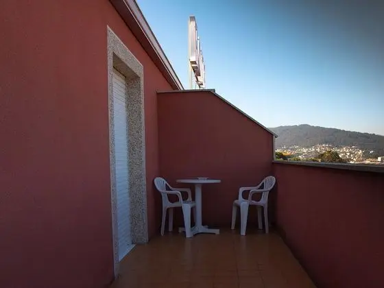 Tek Büyük Yataklı Oda, 1 Çift Kişilik Yatak, Balkon, Avlu Manzaralı