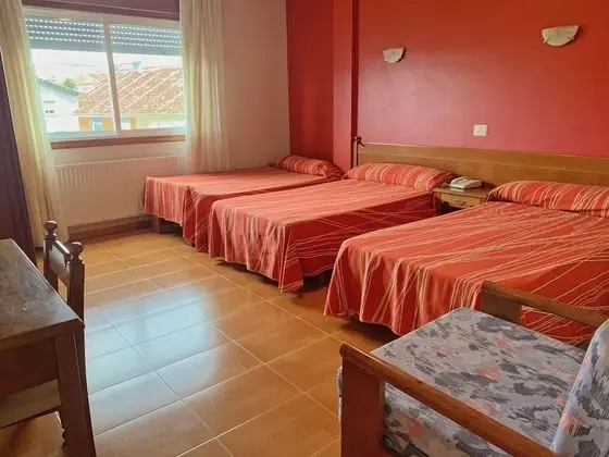 Üç Kişilik Oda, 3 Tek Kişilik Yatak, Avlu Manzaralı (with extra bed)