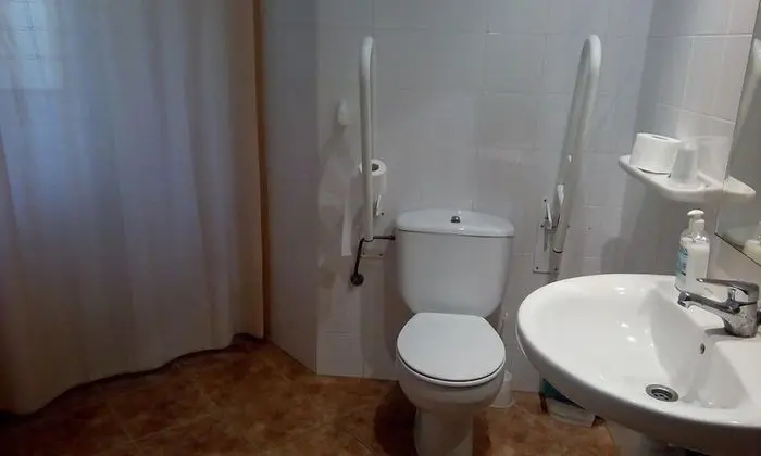 İki Ayrı Yataklı Oda, 2 Tek Kişilik Yatak