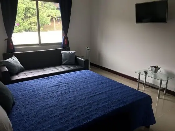 Family Ev, Birden Çok Yatak, Sigara İçilmez