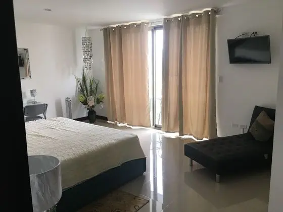 Family Ev, Birden Çok Yatak, Sigara İçilmez