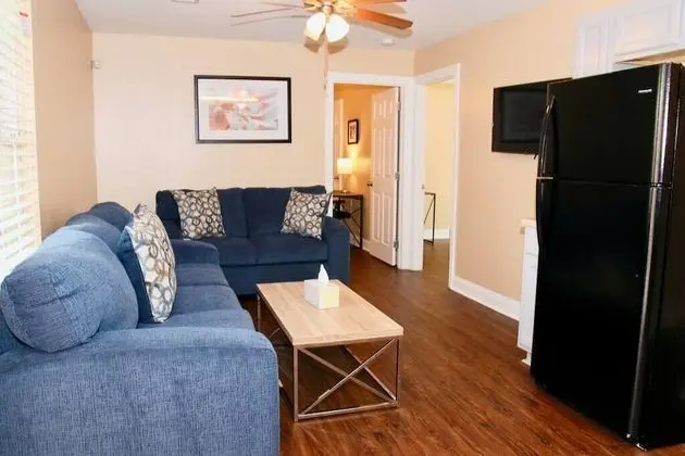 Apart Daire (LaSalle 1B · Centrally Located, Gate)