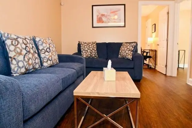 Apart Daire (LaSalle 1B · Centrally Located, Gate)