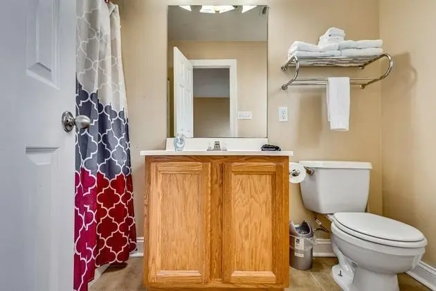 Apart Daire (LaSalle 2B · Huge 4BR Gated Apartmen)