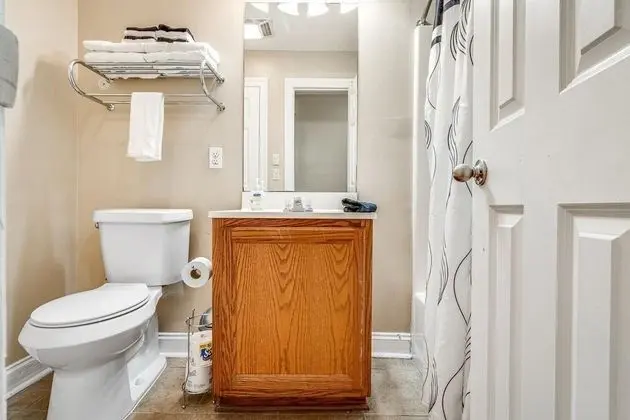 Apart Daire (LaSalle 2C · Comfortable 4BR Apt. Pe)