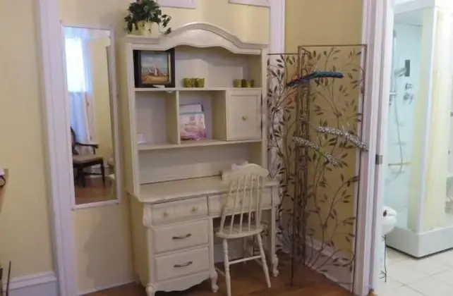 Foster Suite