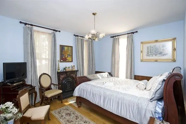 Lincoln Suite