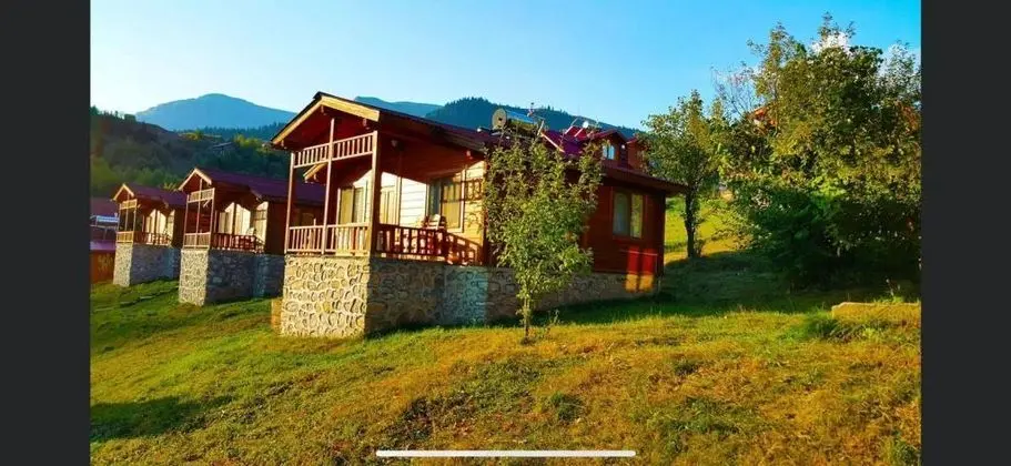 Bungalow 4 Kişilik Oda, Dağ Manzaralı, Balkonlu