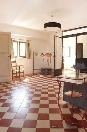 Design Üç Kişilik Oda, Özel Banyo