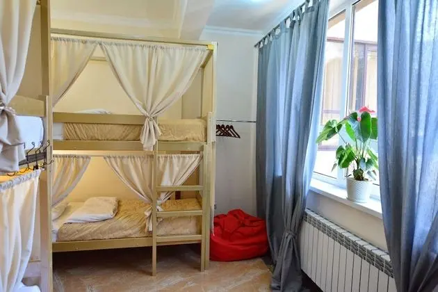 Ortak Ranzalı Oda, Sadece kadınlar için (Bed in 4-bed Room)
