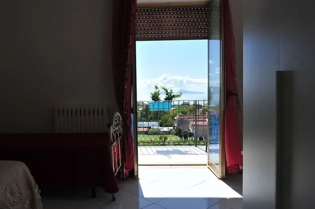 Dört Kişilik Oda, Balkon
