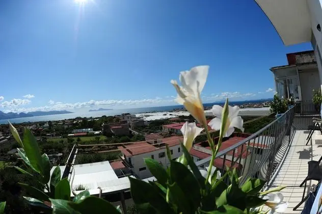 Dört Kişilik Oda, Balkon