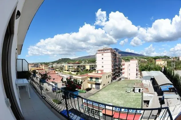 Dört Kişilik Oda, Balkon, Dağ Yamacı