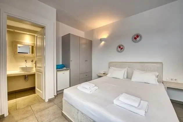 Standard Tek Büyük Yataklı Oda