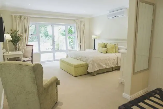 Standard Süit, 1 En Büyük (King) Boy Yatak, Havuz Kenarı