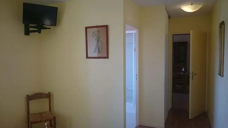 Tek Büyük Yataklı Oda, Dağ Manzaralı