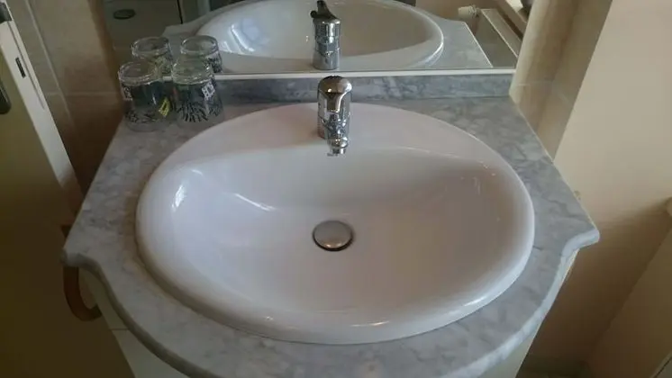 Tek Büyük Yataklı Oda, Dağ Manzaralı