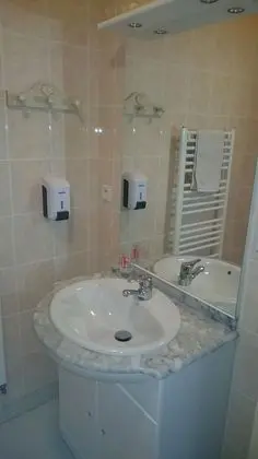 Tek Büyük Yataklı Oda, Dağ Manzaralı