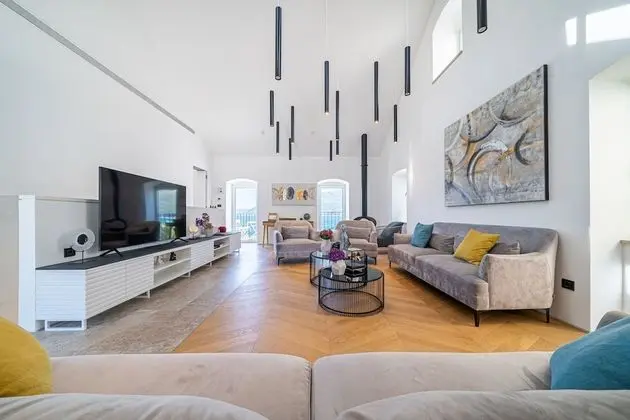 Villa, 3 Yatak Odası, Şömine