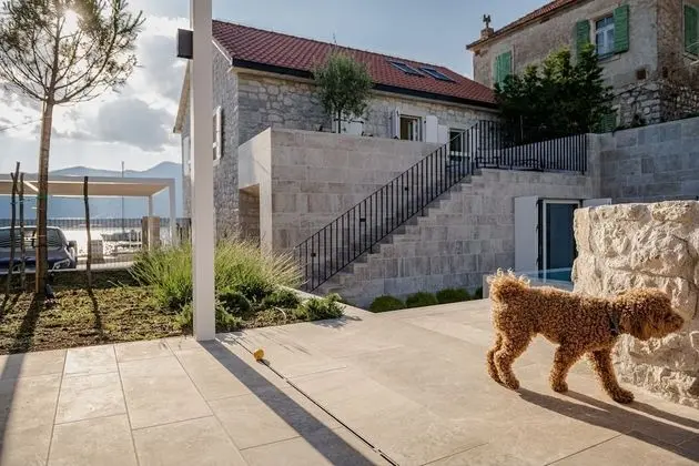 Villa, 3 Yatak Odası, Şömine