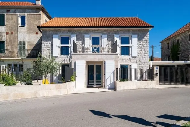 Villa, 3 Yatak Odası, Şömine